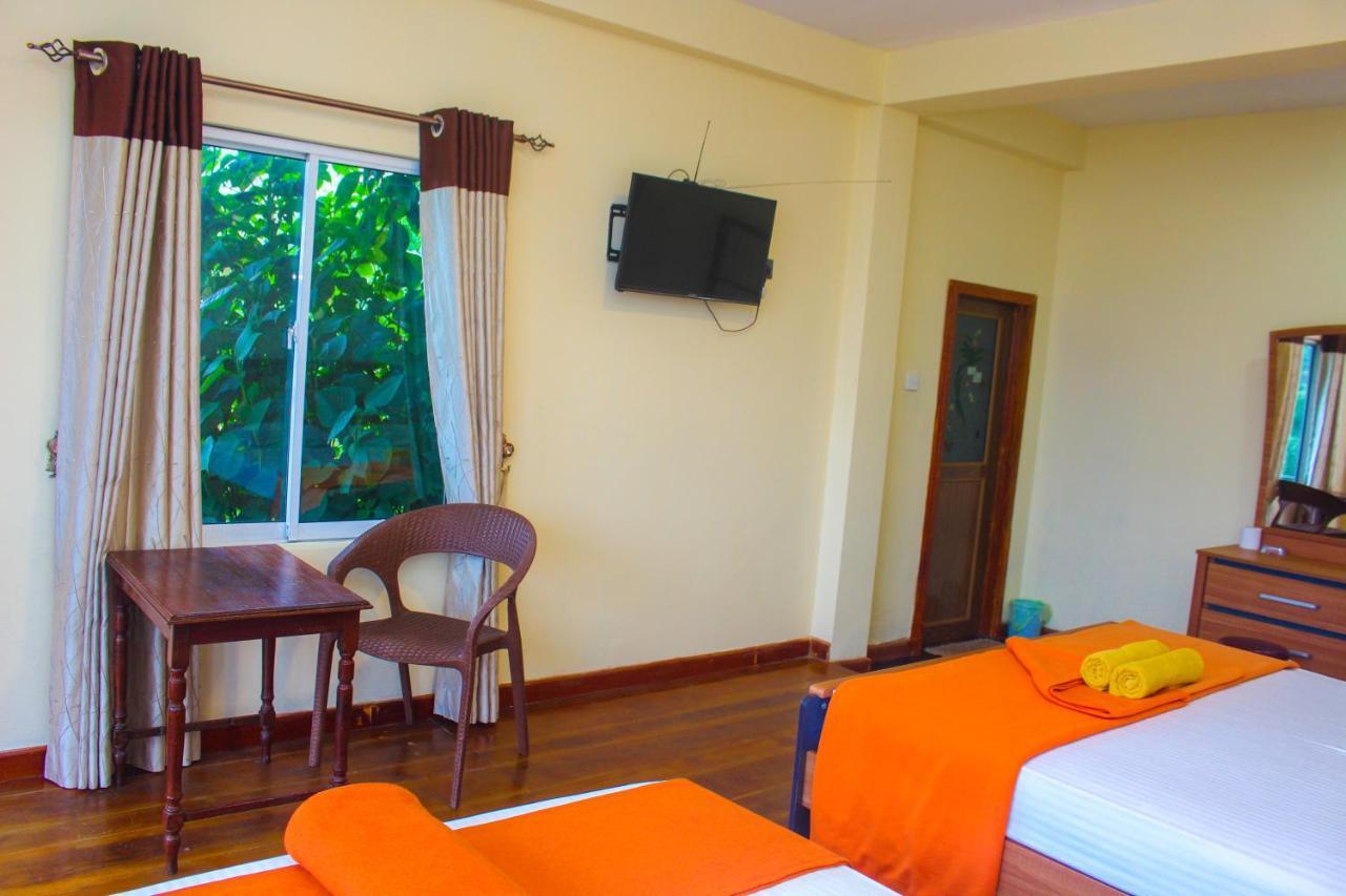 Hotel Olinka Haputale Buitenkant foto
